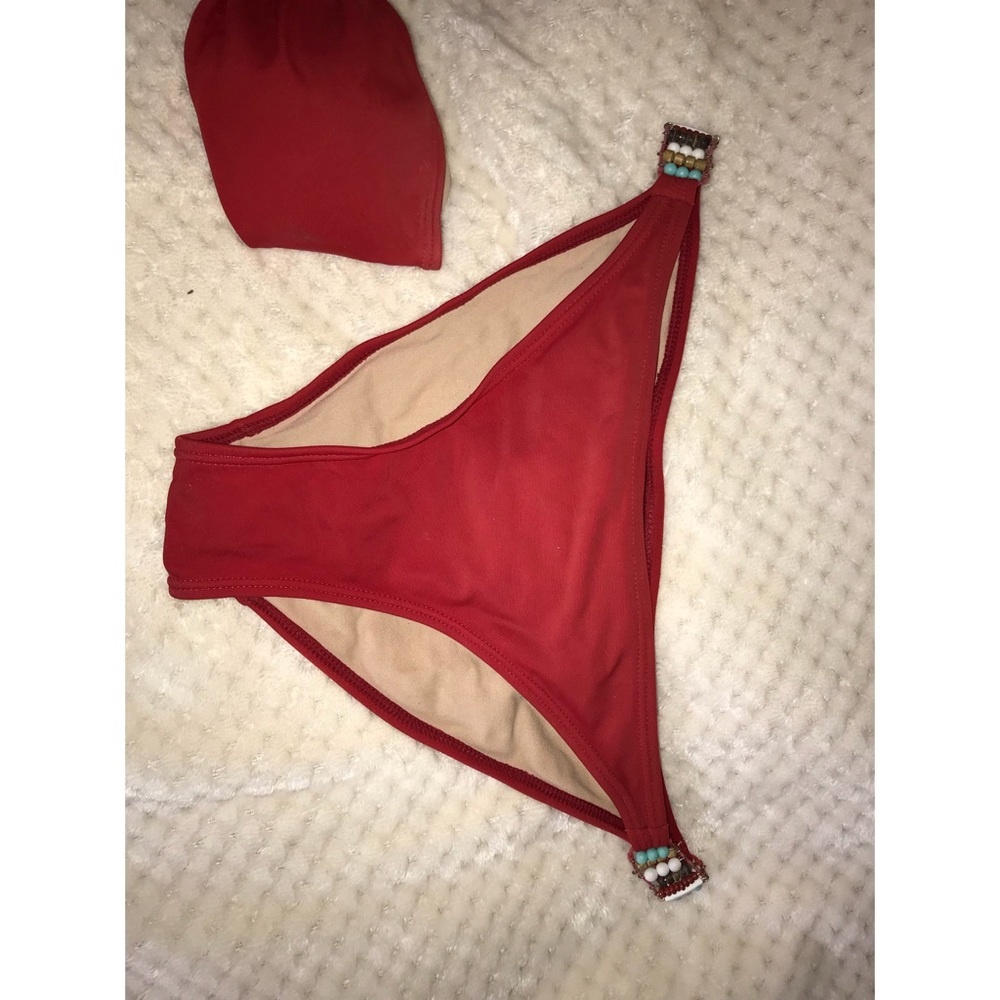 Red Bikini - image 3